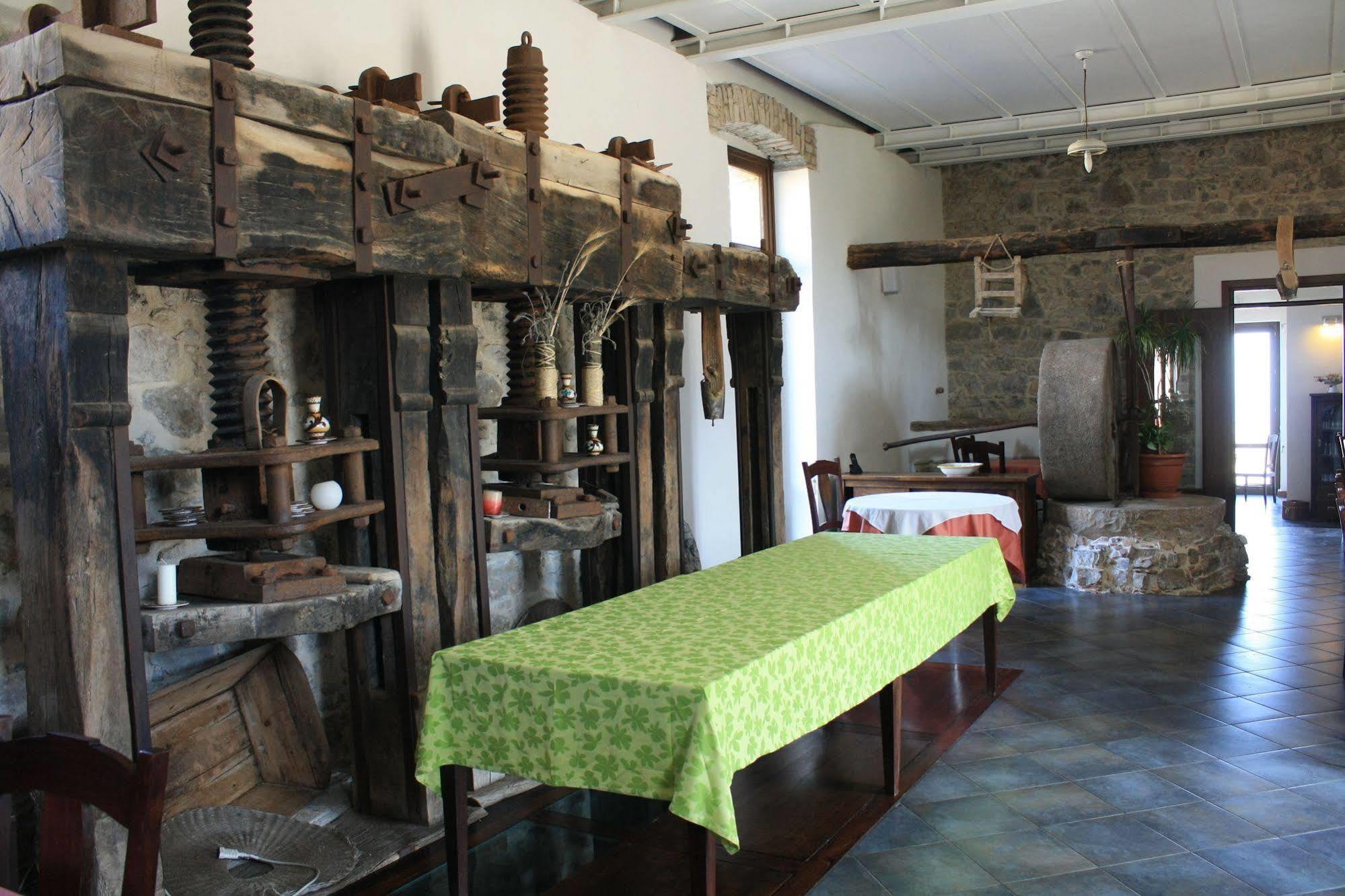 Agriturismo Case Tabarani Collesano エクステリア 写真